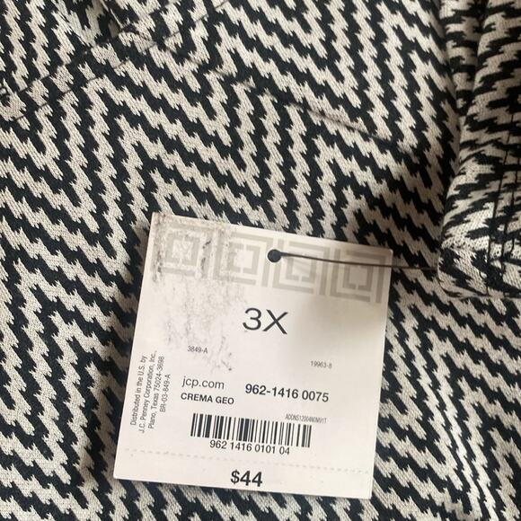 Liz Claiborne Short Sleeve Asymmetrical Top - Picture 7 of 7